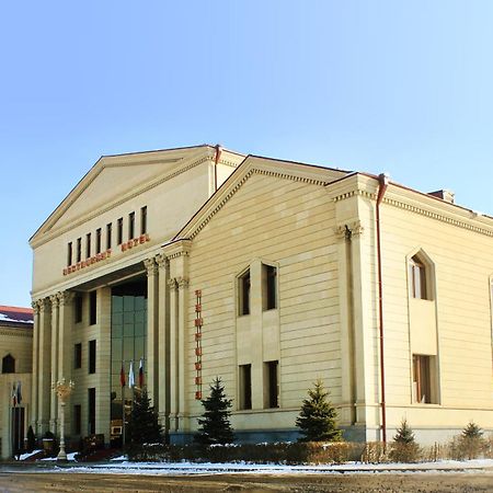 Armenian Royal Palace Erévan Extérieur photo