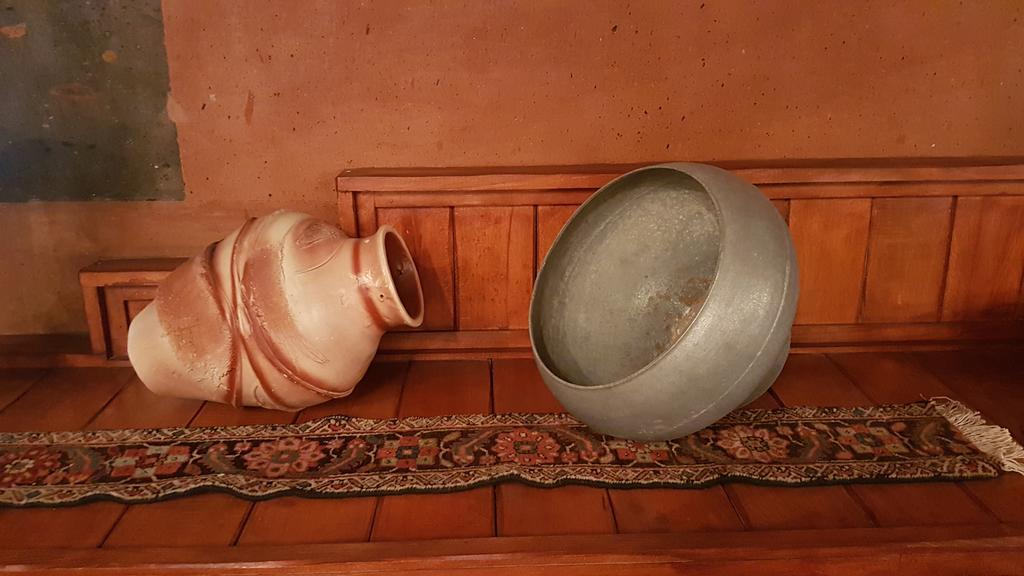 Armenian Royal Palace Erévan Extérieur photo